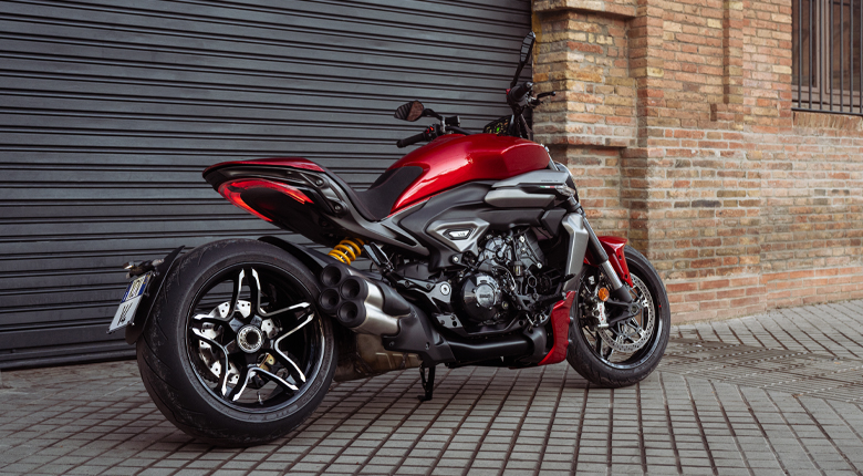 Ducati XDiavel V4