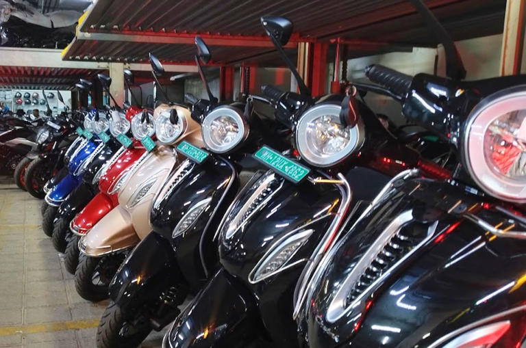 BajajChetak