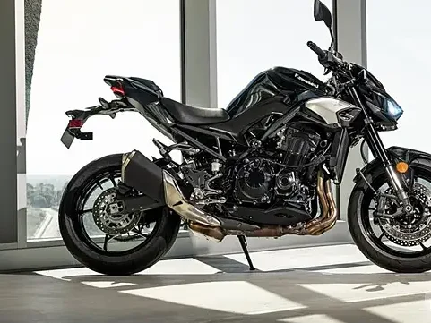 Kawasaki Z900
